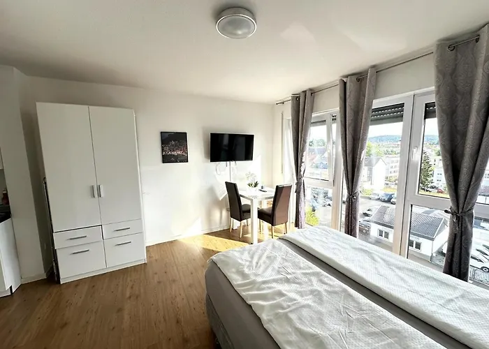 Modernes - Wuerzburger Strasse, Aschaffenburg