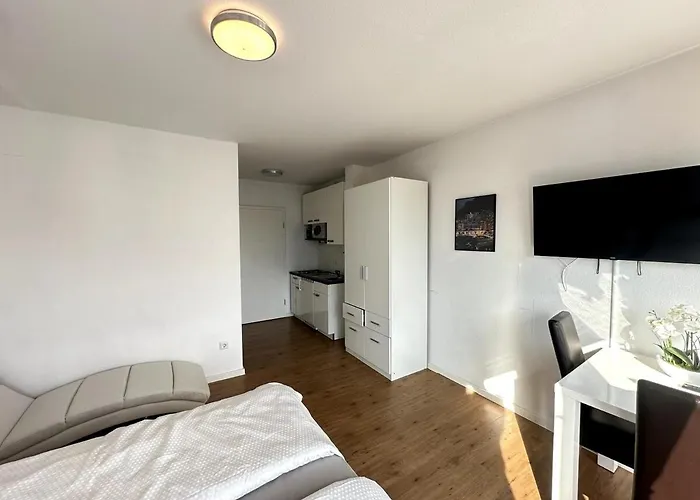 Modernes - Wuerzburger Strasse, Aschaffenburg